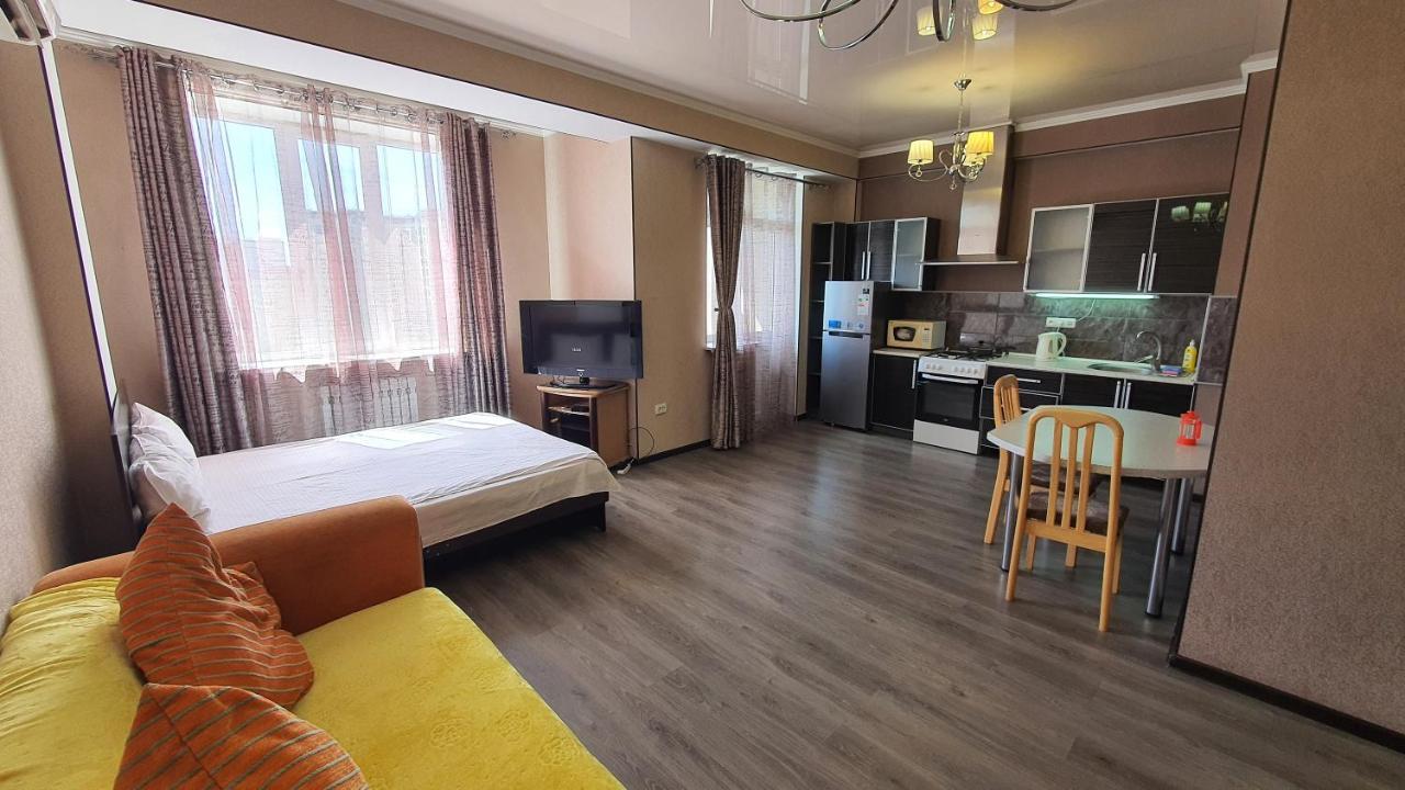 Orange Apartment With Panoramic View Bishkek Exterior foto